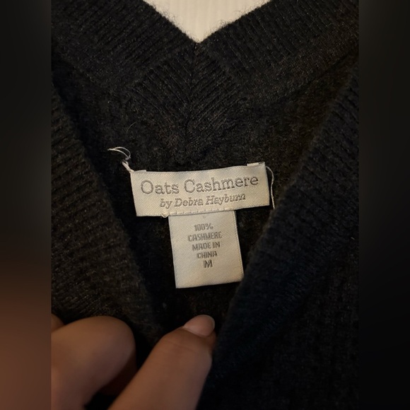 Oats Cashmere Grey fringe sweater size medium - Picture 2 of 2